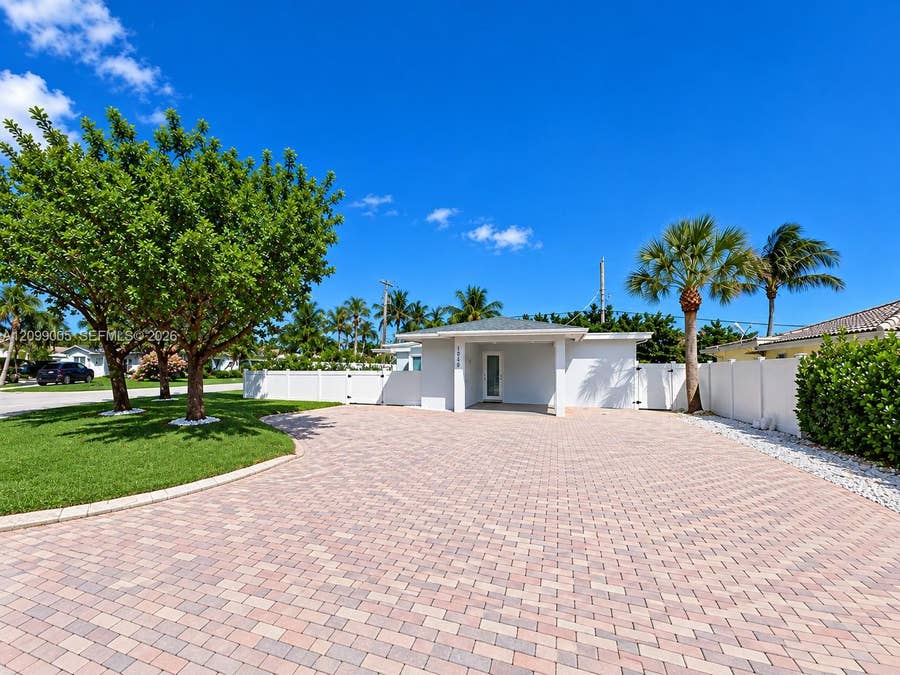 Property photo for 1046 SE 22nd Avenue, Pompano Beach, FL