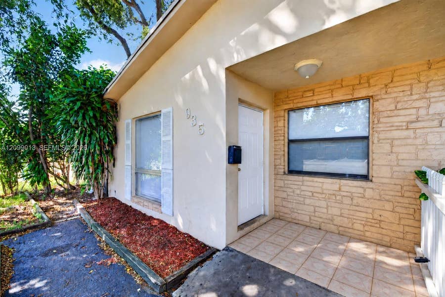 Property photo for 935 SW 16th Street, #2, Fort Lauderdale, FL
