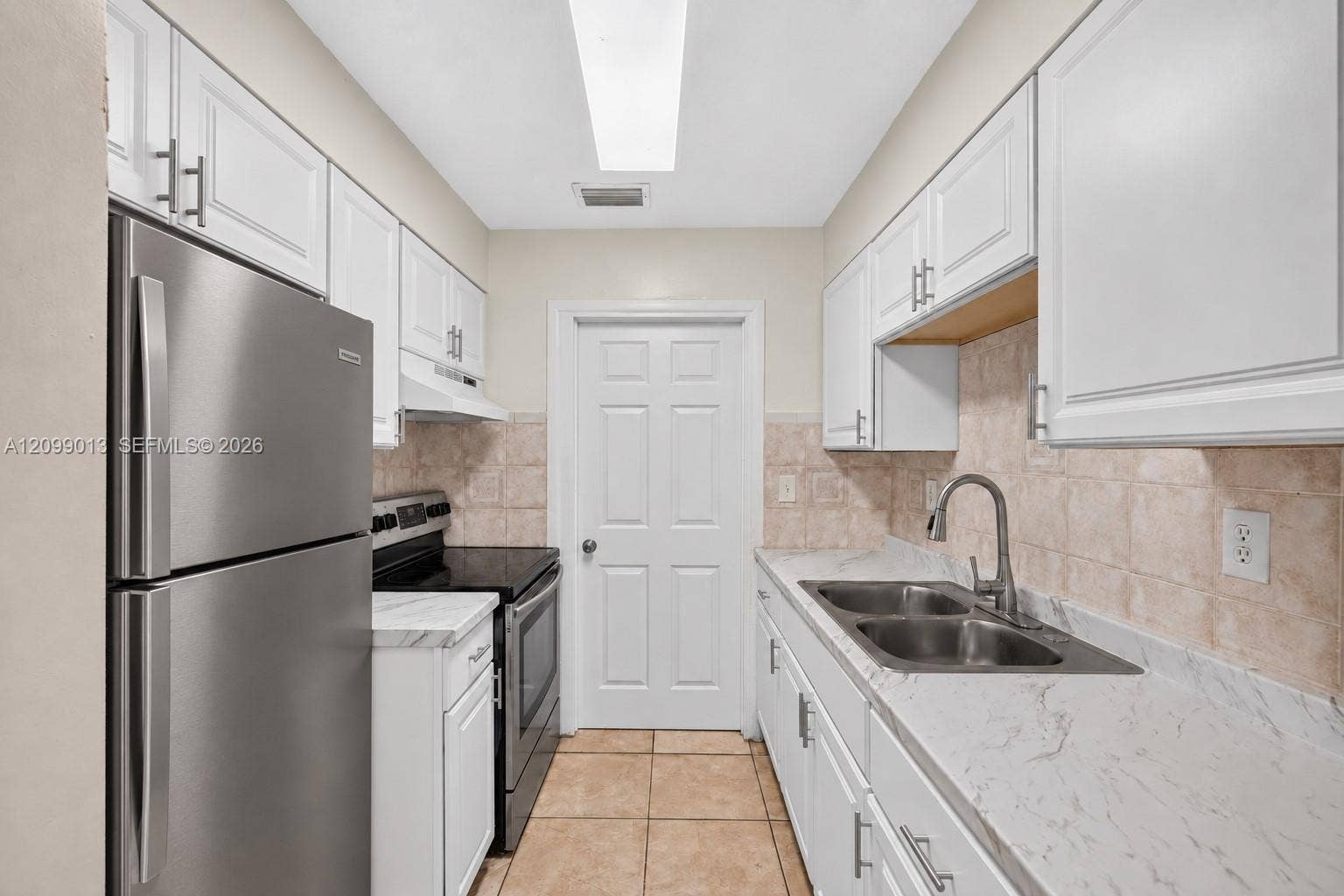 935 SW 16th Street, #2, Fort Lauderdale, Fort Lauderdale, FL 33315 Virtually staged