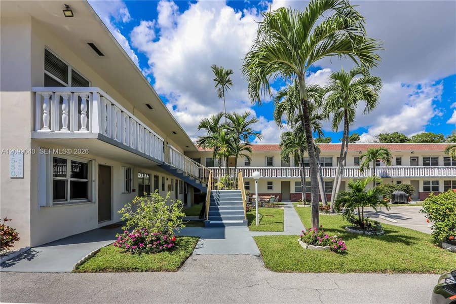 Property photo for 1550 N 12th Court, #1A, Hollywood, FL