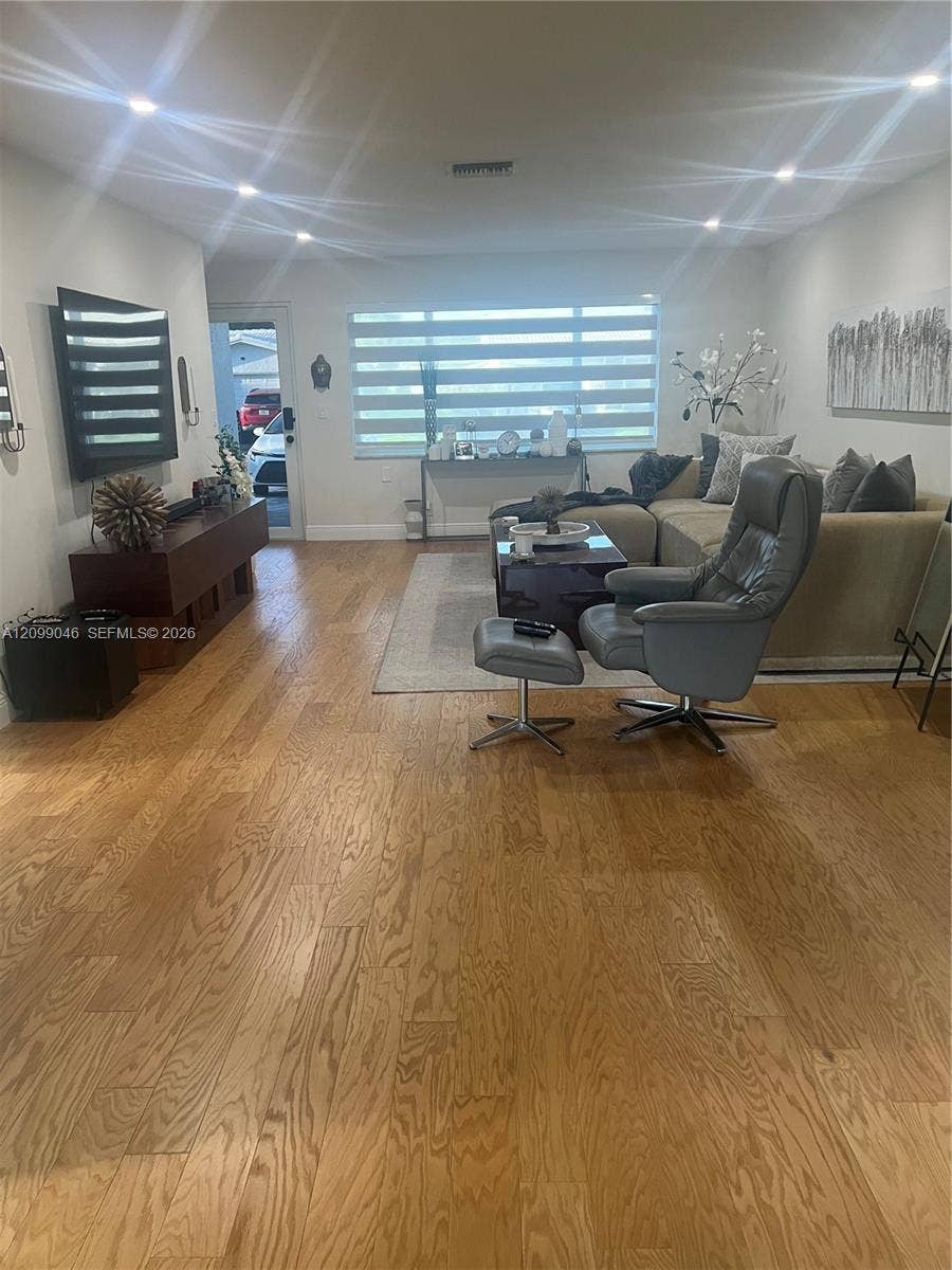 8221 NW 14th Street, Plantation, FL 33322 Photo 12