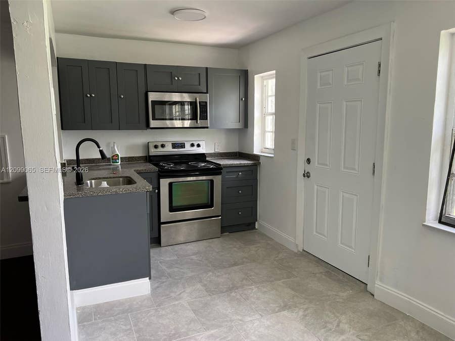 Property photo for 802 S 24th Avenue, #1, Hollywood, FL