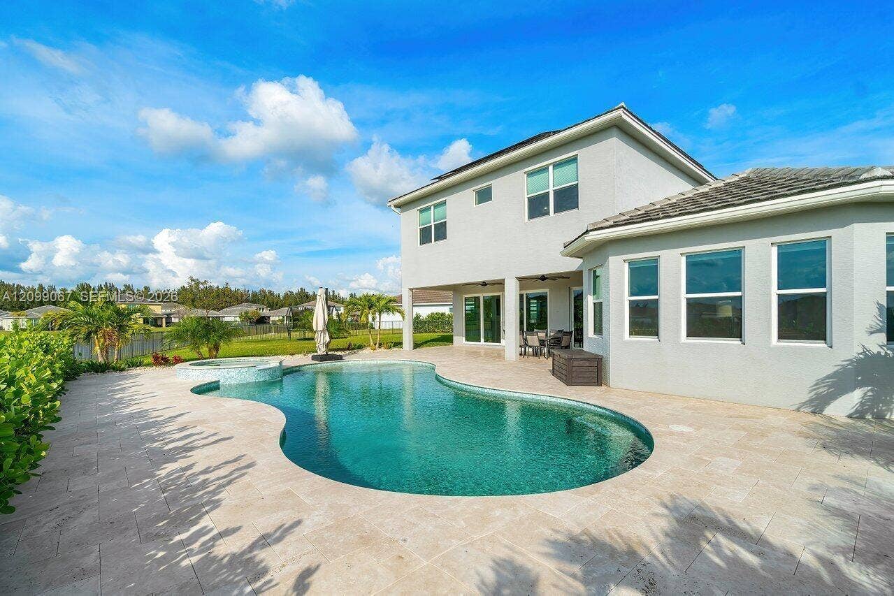 15962 Wildflower Court, Palm Beach, FL 33470 Photo 12