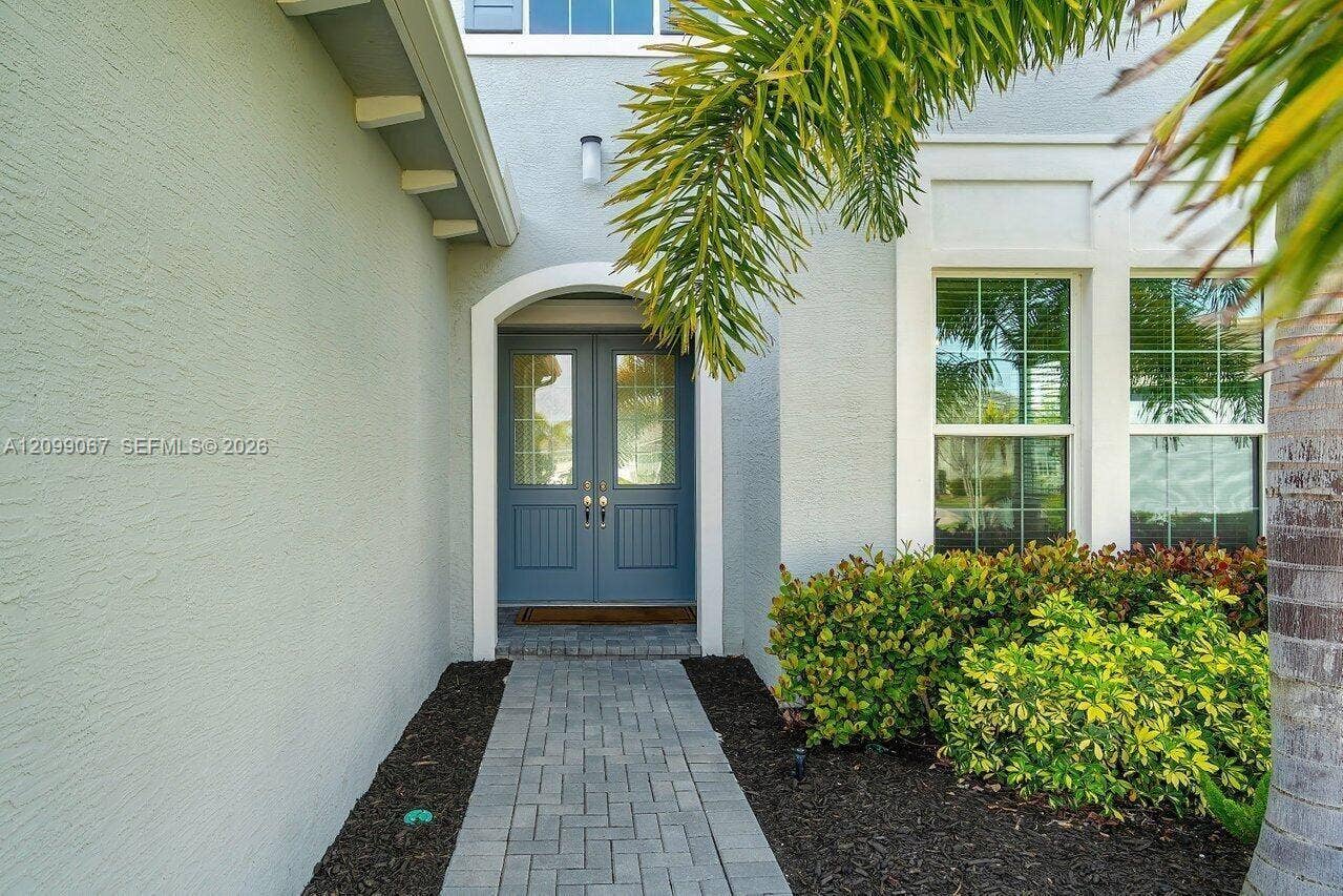 15962 Wildflower Court, Palm Beach, FL 33470 Photo 14