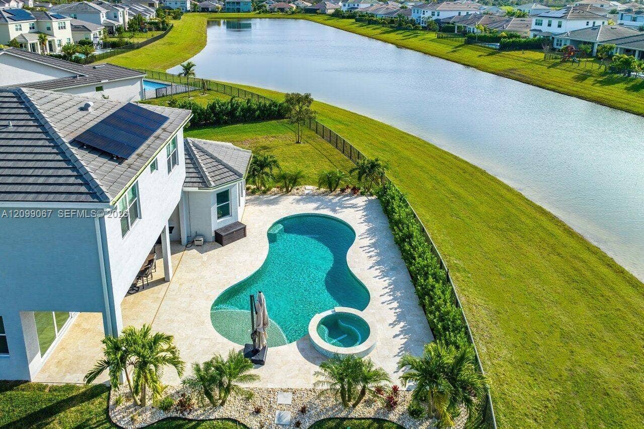 15962 Wildflower Court, Palm Beach, FL 33470 Photo 11