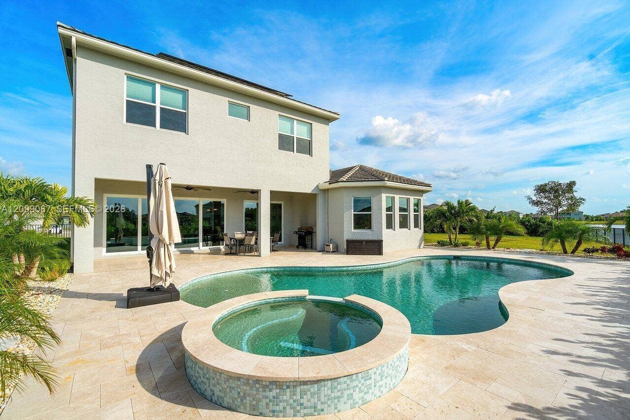 15962 Wildflower Court, Palm Beach, FL 33470 Photo 5