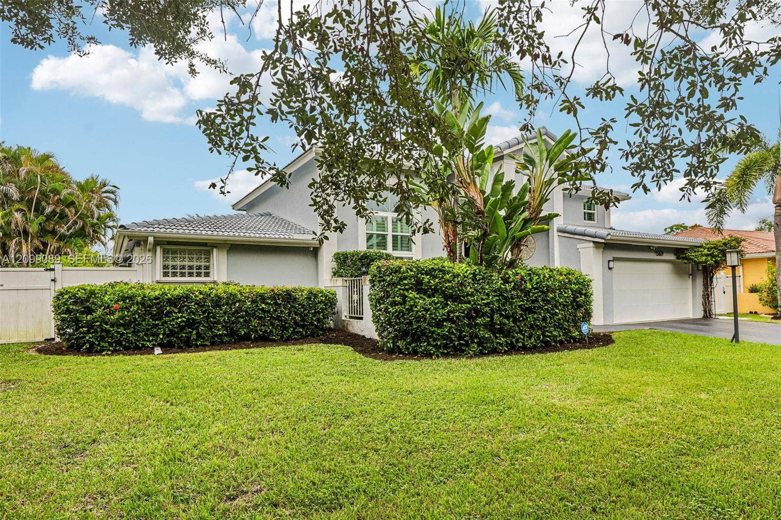 5821 Hawkes Bluff Avenue, Davie, FL 33331 Photo 6