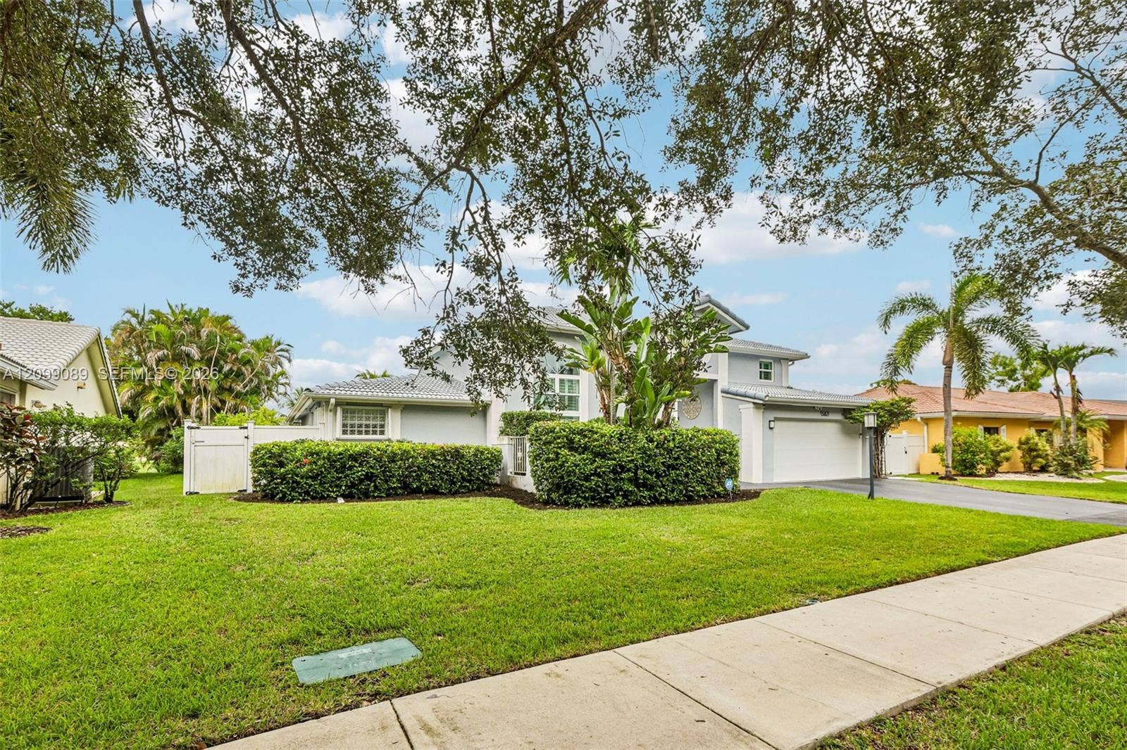 5821 Hawkes Bluff Avenue, Davie, FL 33331 Photo 5