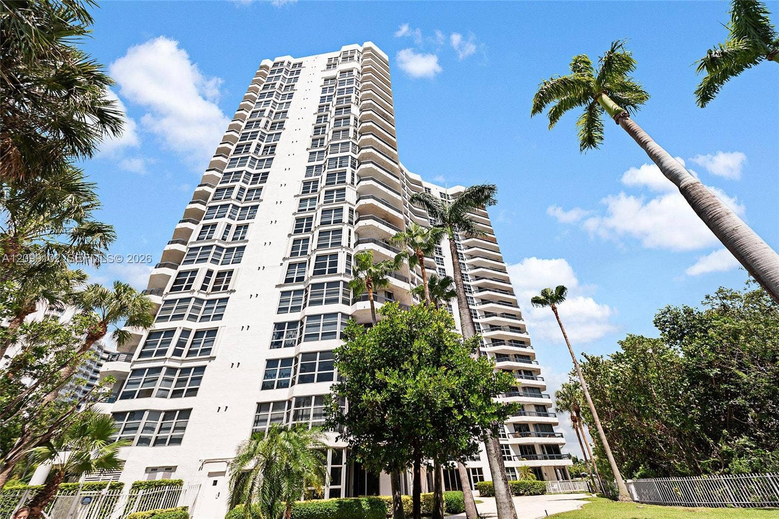 3400 NE 192nd Street, #1707, Aventura, FL 33180 Photo 4