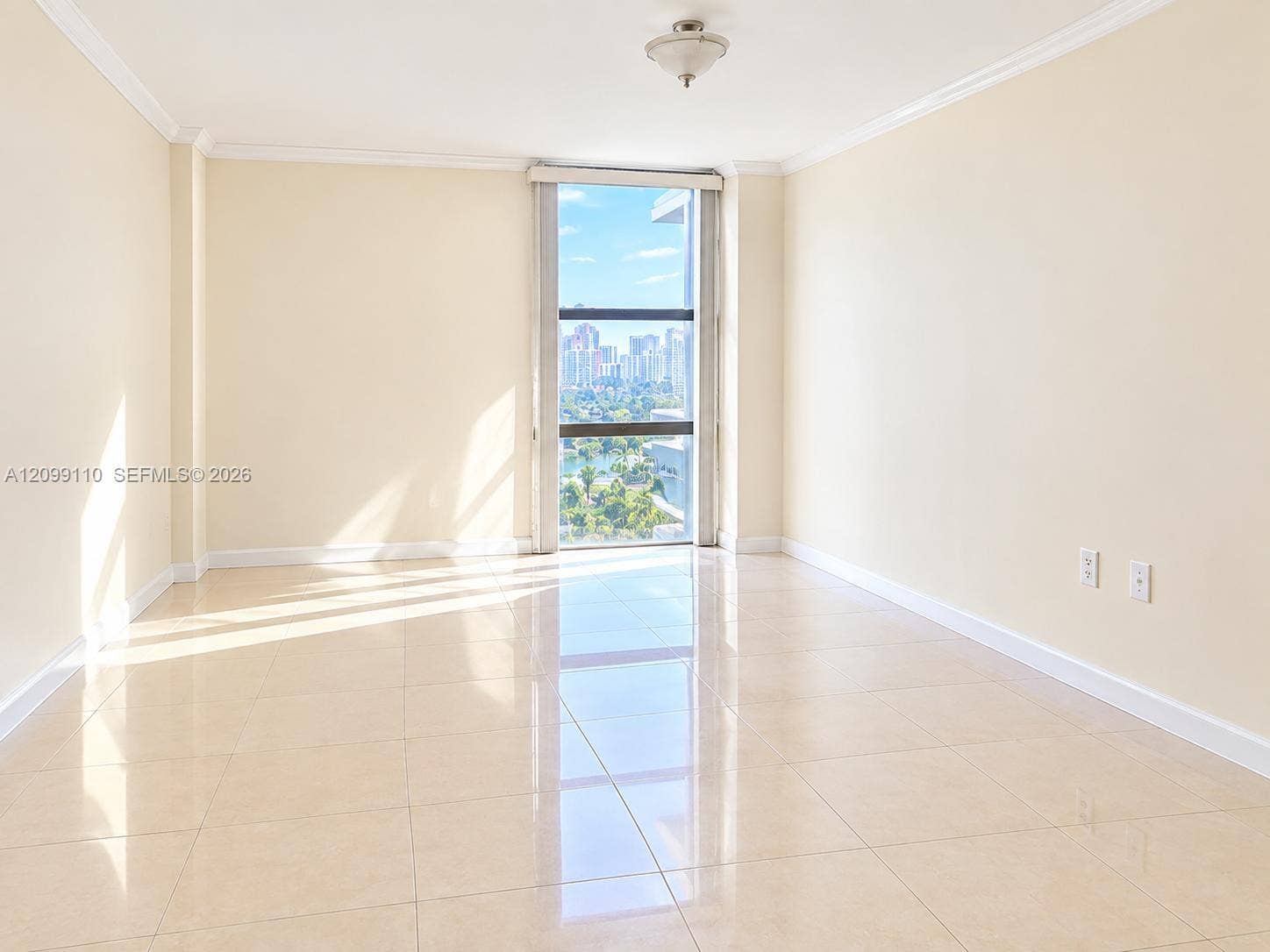 3675 N Country Club Drive, #1504, Aventura, Aventura, FL 33180 Photo 5