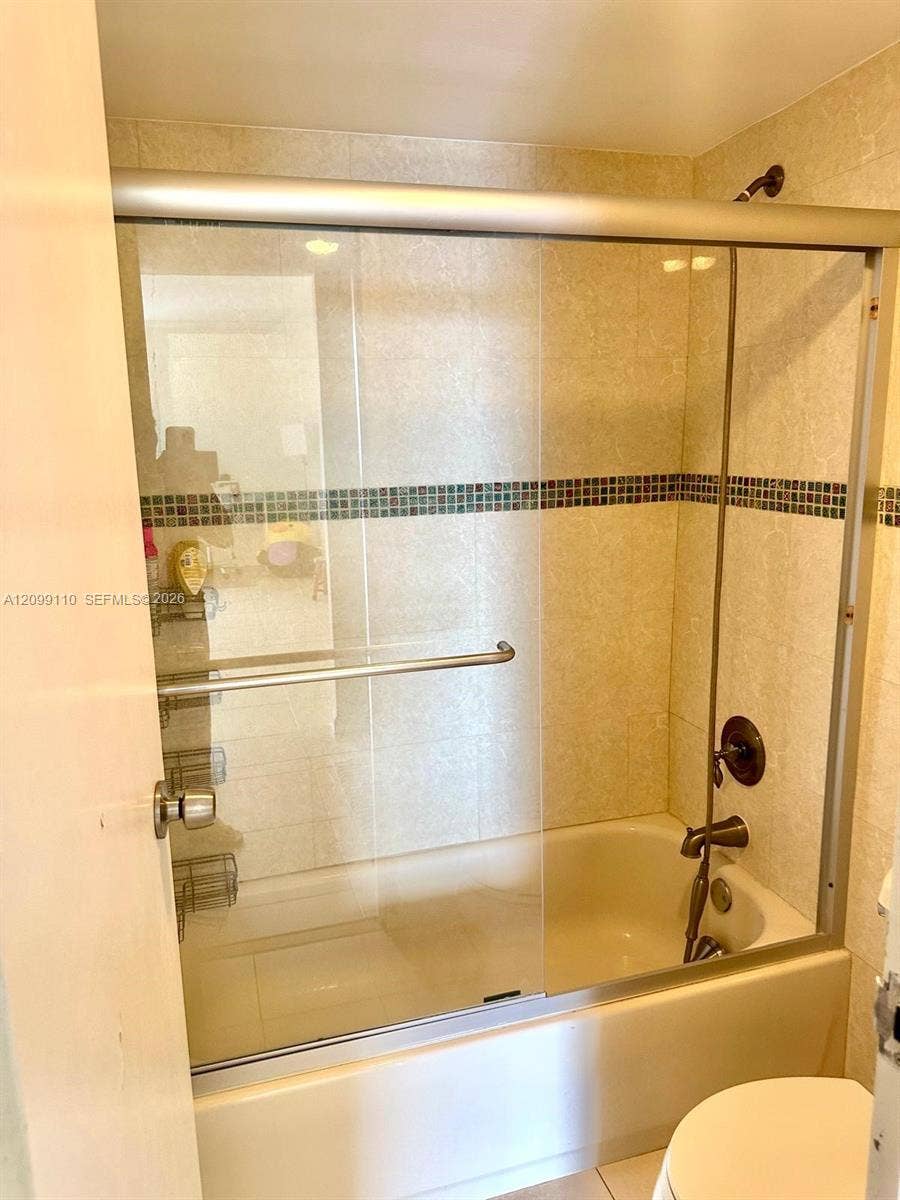 3675 N Country Club Drive, #1504, Aventura, Aventura, FL 33180 Photo 6