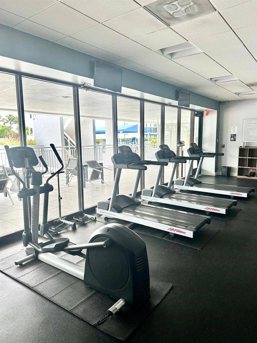 3675 N Country Club Drive, #1504, Aventura, Aventura, FL 33180 Photo 33