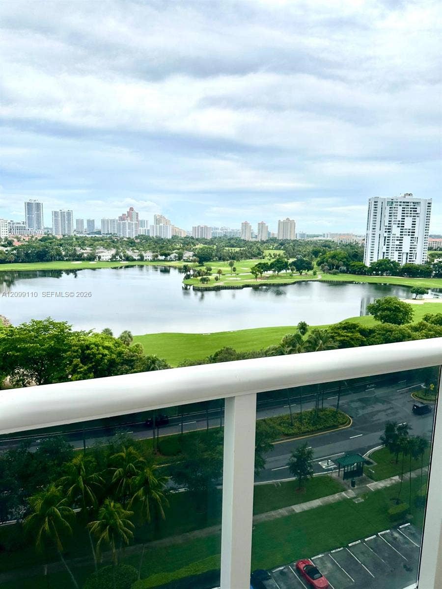 3675 N Country Club Drive, #1504, Aventura, Aventura, FL 33180 Photo 13
