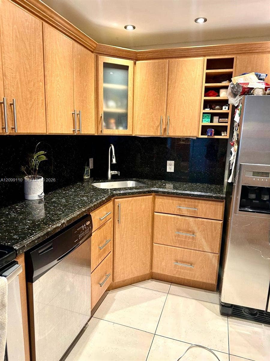 3675 N Country Club Drive, #1504, Aventura, Aventura, FL 33180 Photo 1