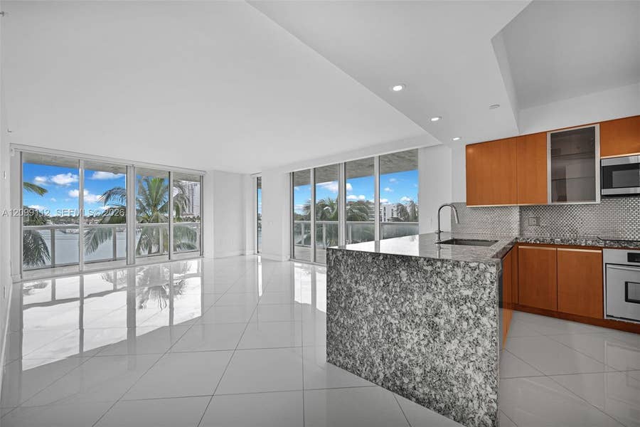 Property photo for 10 Venetian Way, #404, Miami Beach, FL