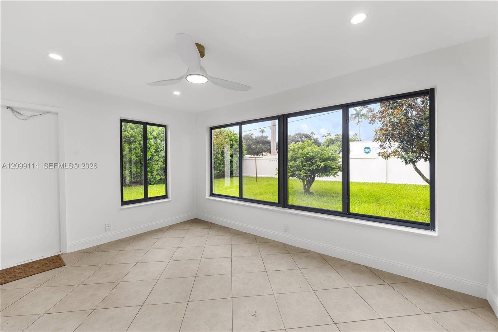 6371 SW 1st Court, Pembroke Pines, FL 33023 Photo 2