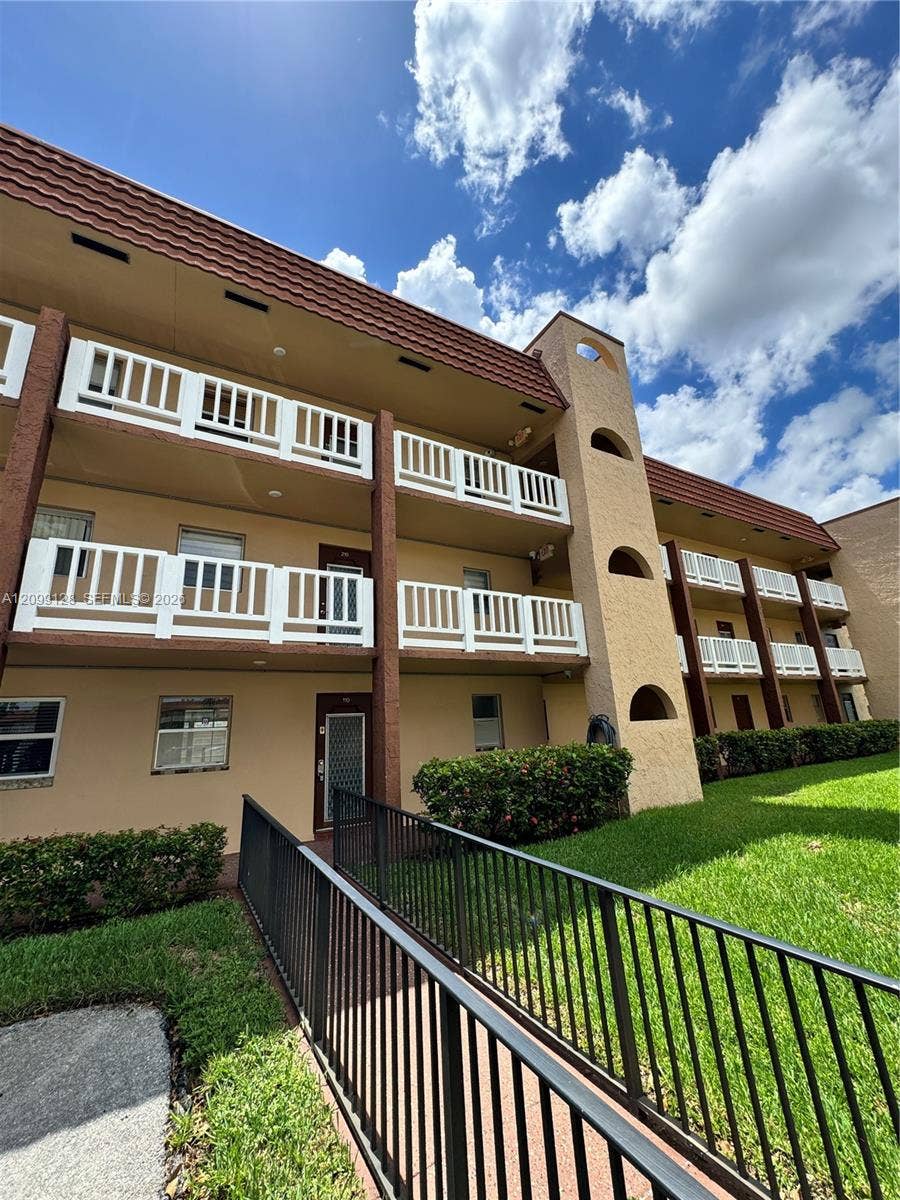 Property photo for 9041 Sunrise Lakes Boulevard, #110, Sunrise, FL