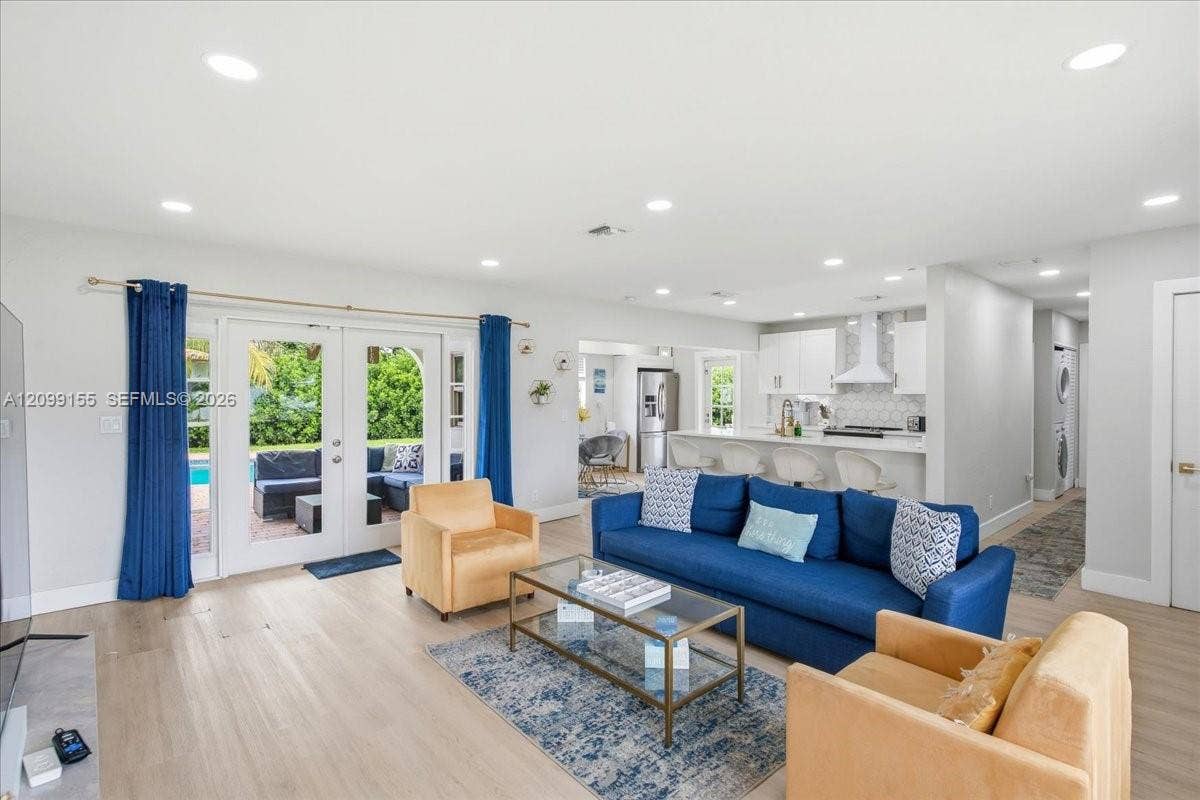 1612 NW 10th Avenue, Fort Lauderdale, FL 33311 Photo 4
