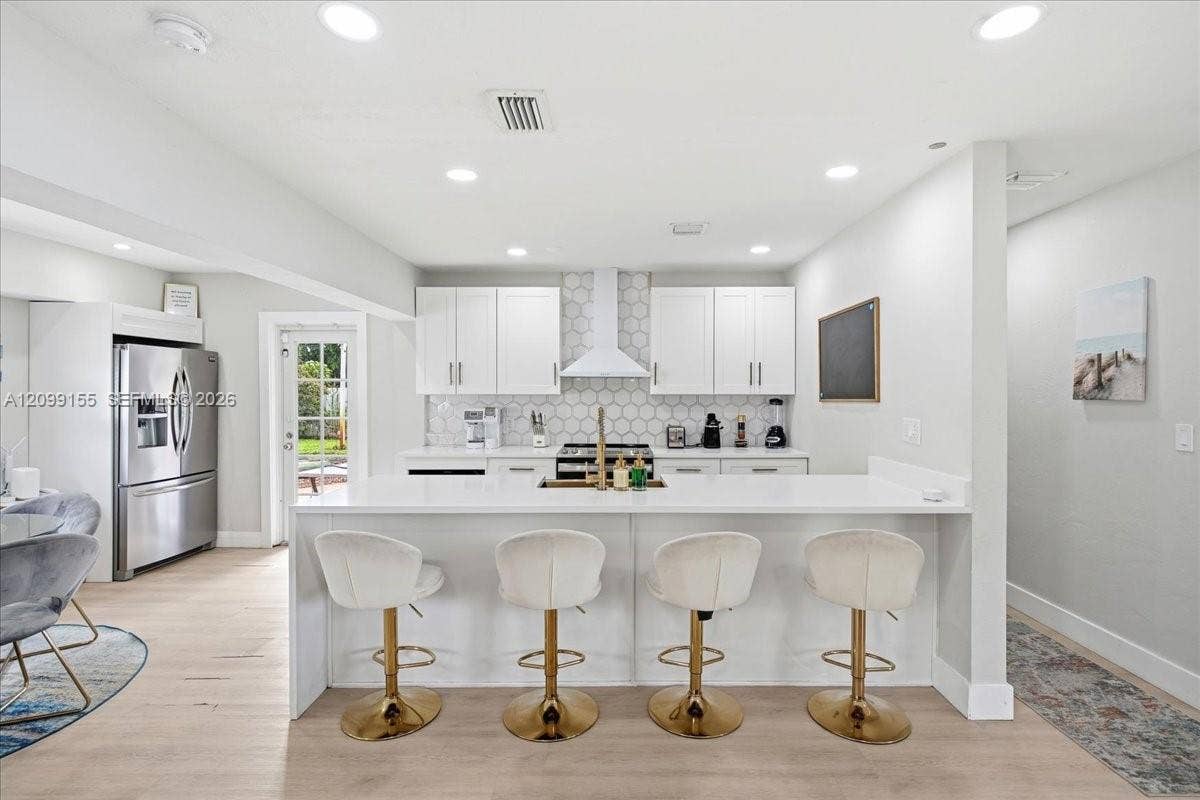 1612 NW 10th Avenue, Fort Lauderdale, FL 33311 Photo 2