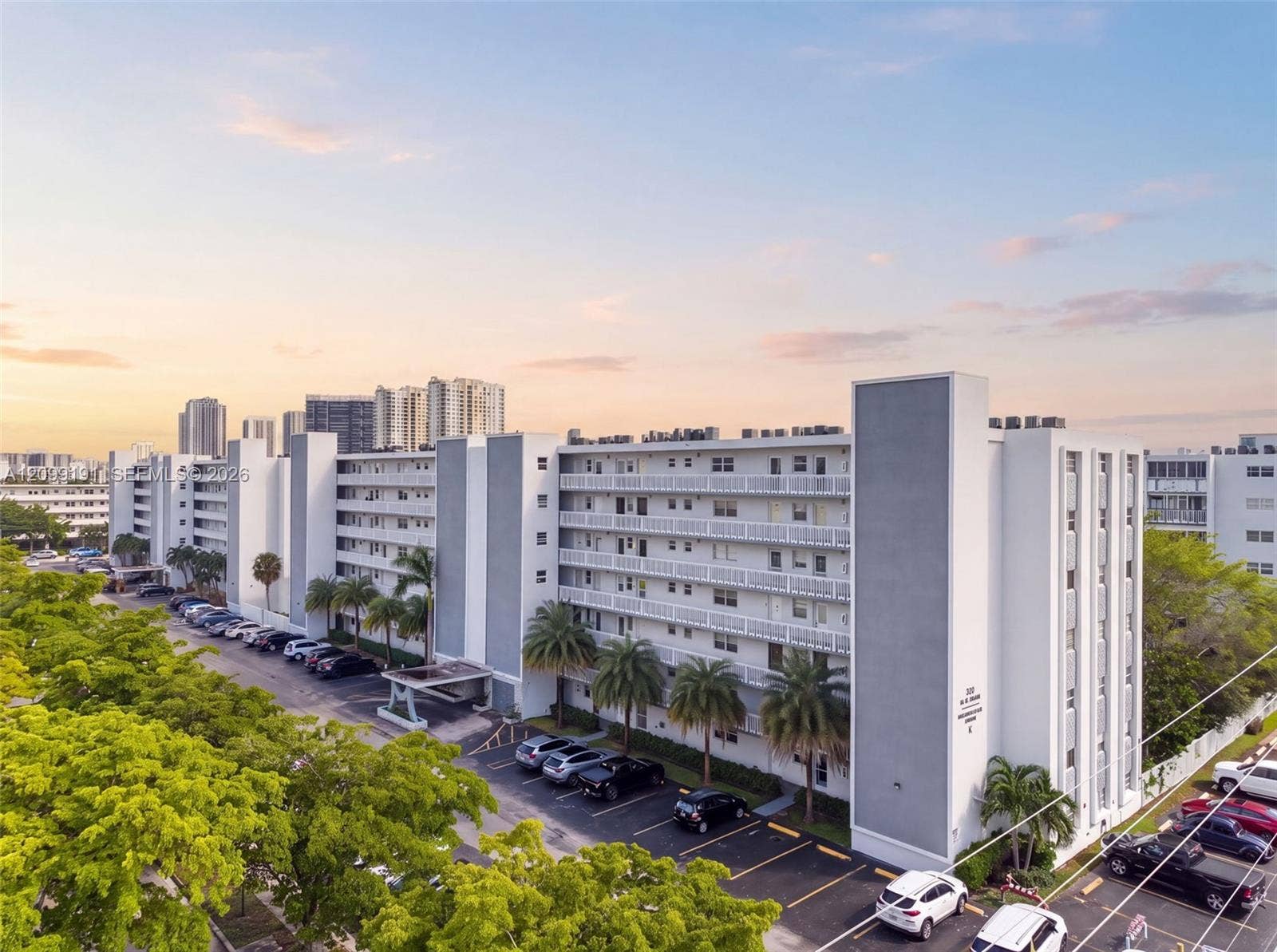 320 NE 12th Avenue, #703, Hallandale Beach, FL 33009 Photo 1