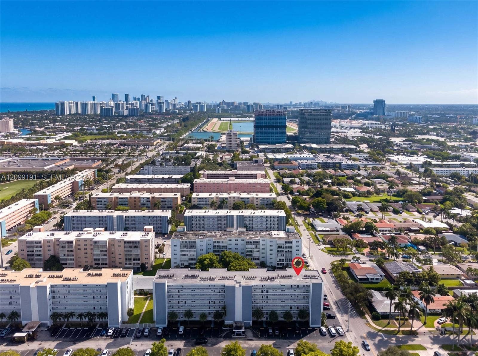 320 NE 12th Avenue, #703, Hallandale Beach, FL 33009 Photo 4