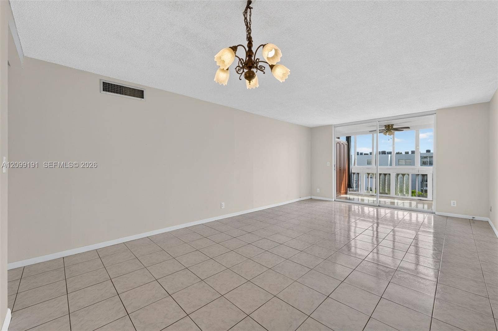 320 NE 12th Avenue, #703, Hallandale Beach, FL 33009 Photo 16