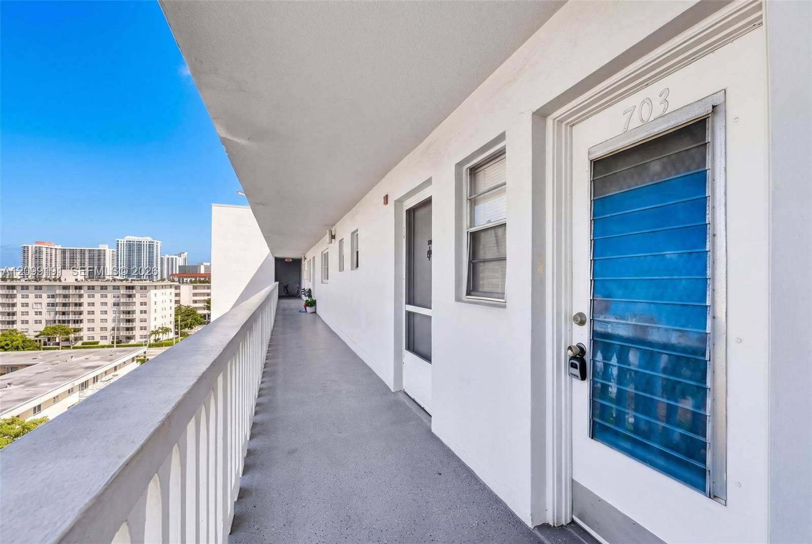 320 NE 12th Avenue, #703, Hallandale Beach, FL 33009 Photo 8