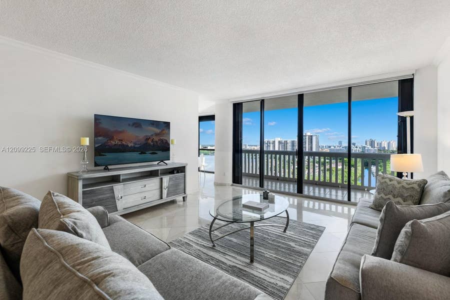 Property photo for 2000 Island Boulevard, #1710, Aventura, FL