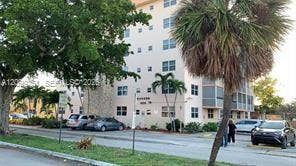 1830 Dixieanna Street, #605, Hollywood, FL 33020 Photo 1