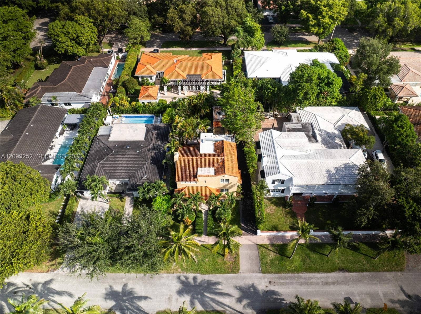 1461 Certosa Avenue, Coral Gables, FL 33146 Photo 4