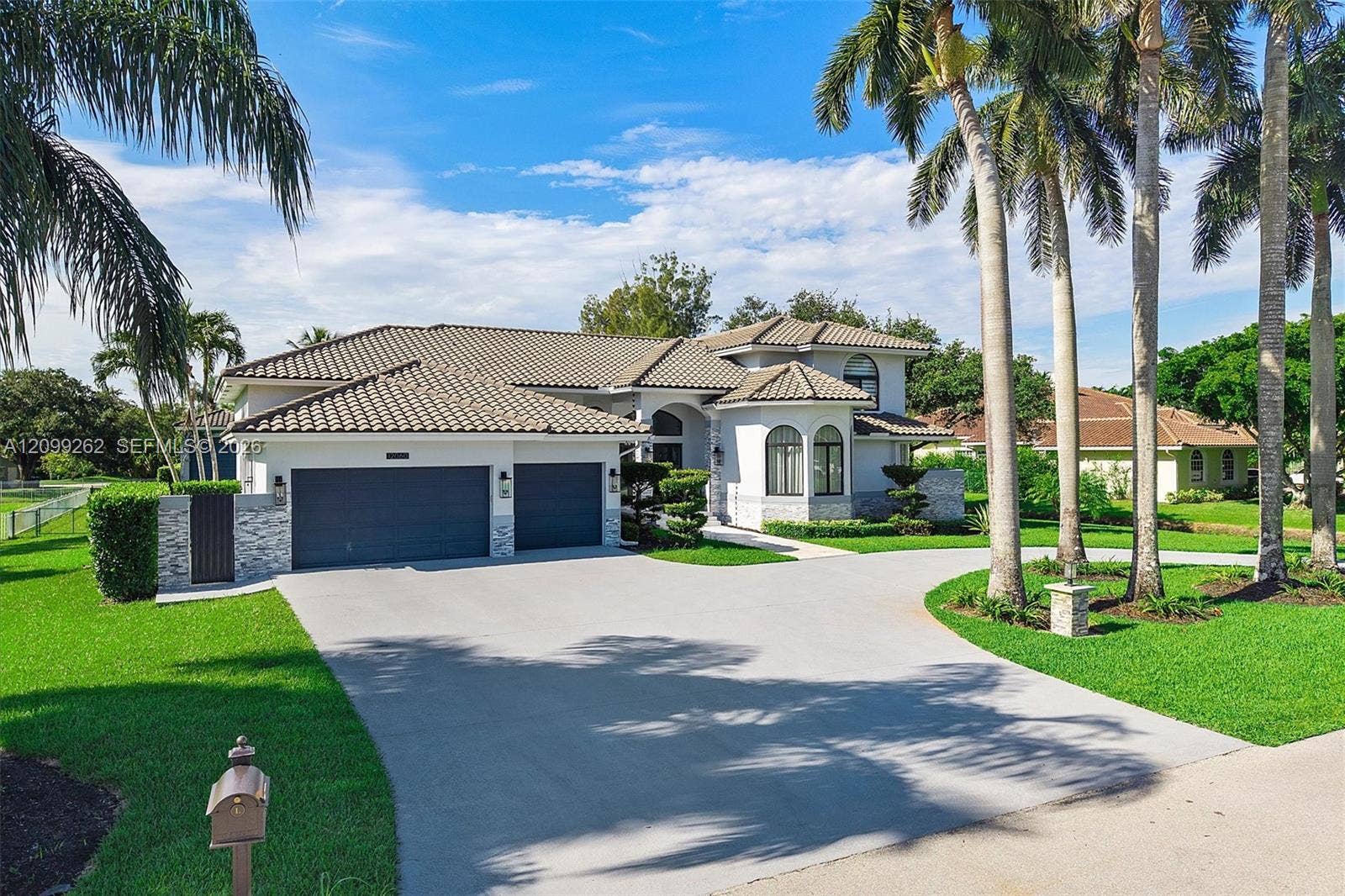 12060 NW 10th Street, Plantation, FL 33323 Photo 3