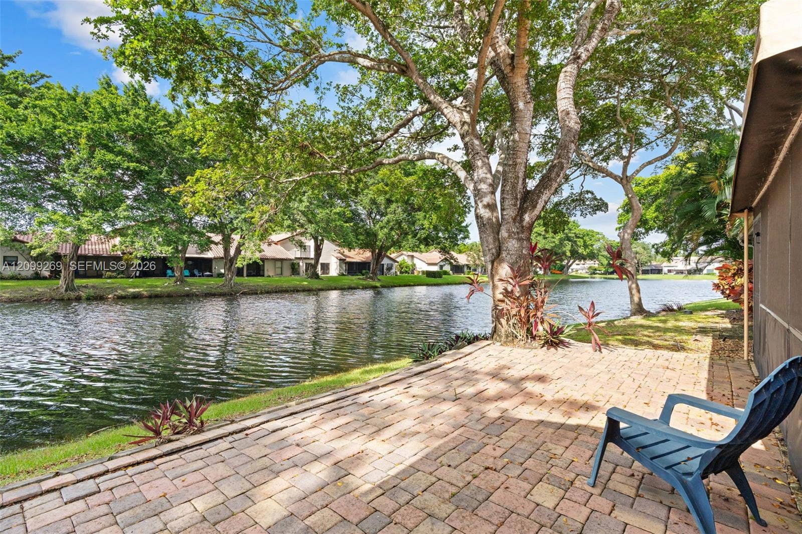 3329 Deer Creek Lake Shore Drive, Deerfield Beach, FL 33442 Photo 25