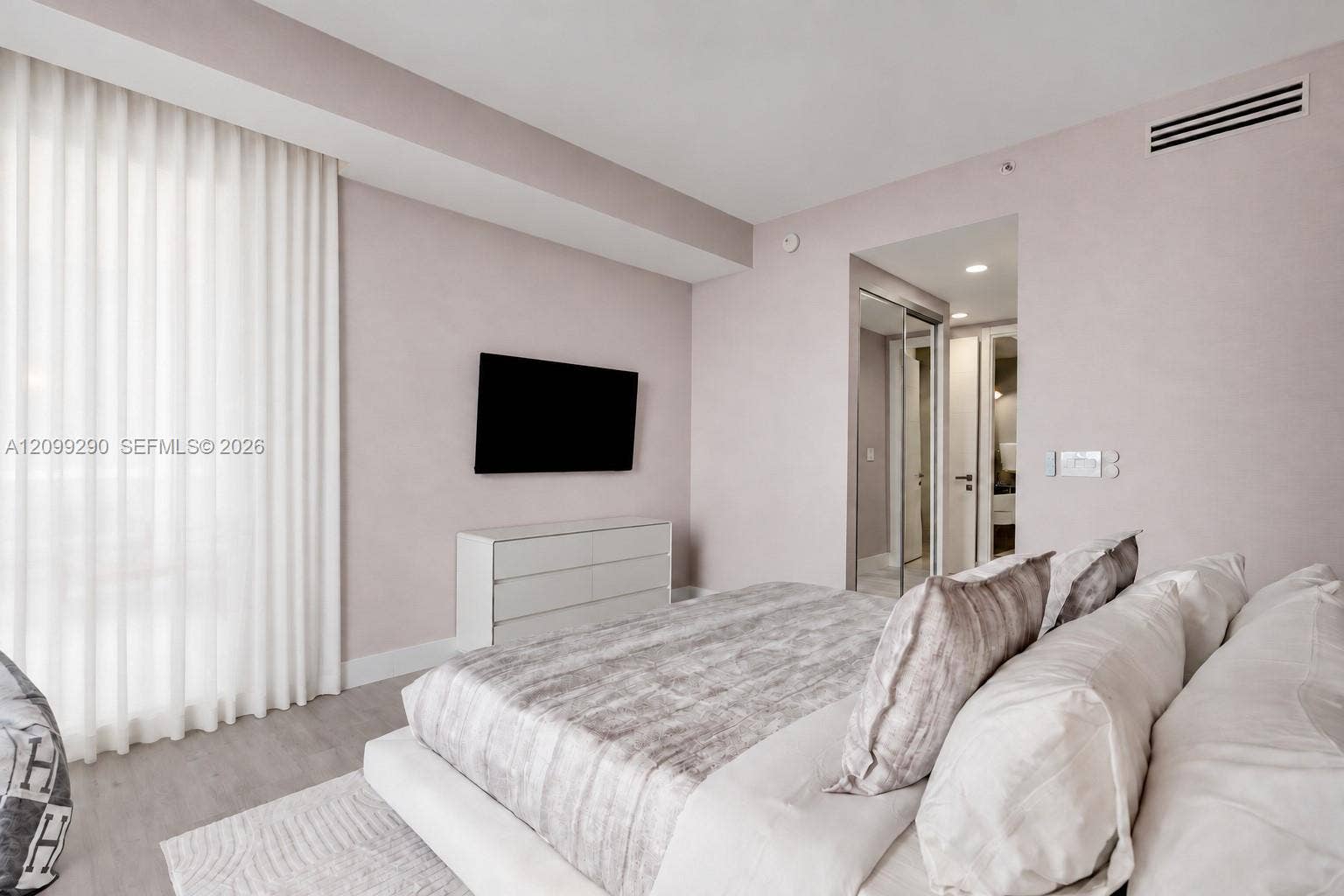 18101 Collins Avenue, #602, Sunny Isles Beach, FL 33160 Photo 22