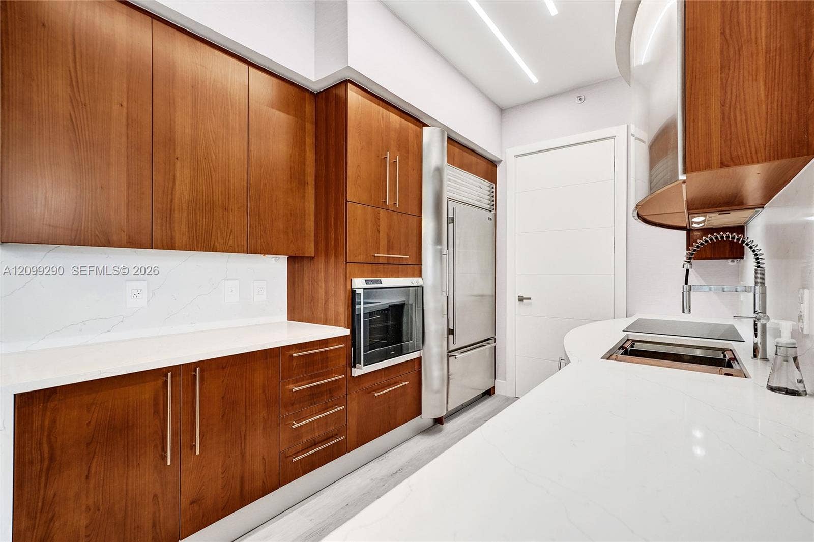 18101 Collins Avenue, #602, Sunny Isles Beach, FL 33160 Photo 18