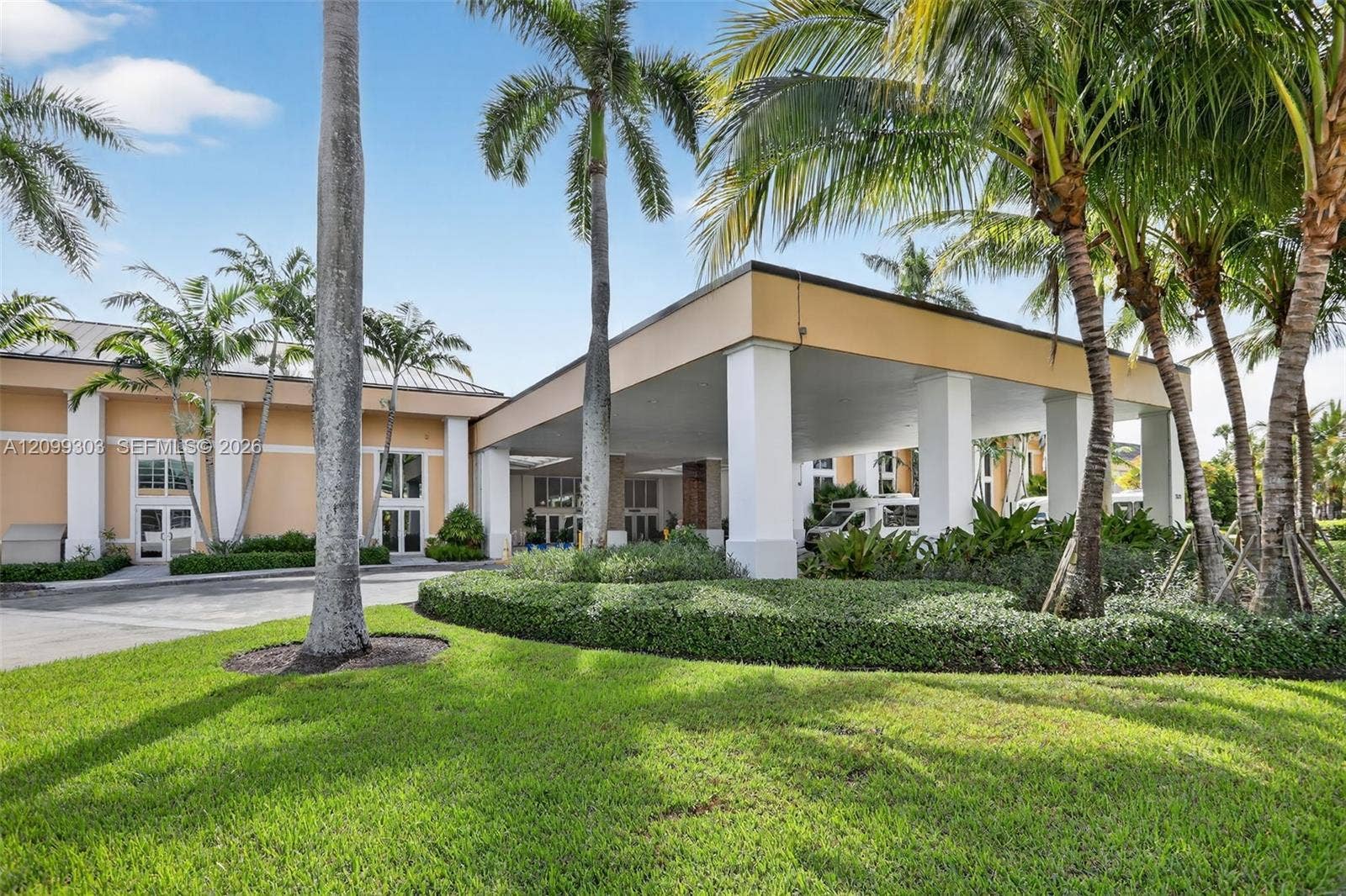 7917 Exeter Boulevard E, #101, Tamarac, FL 33321 Kings Point Clubhouse