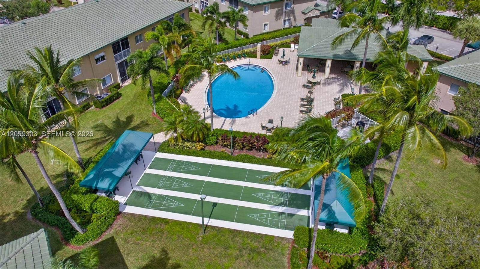 7917 Exeter Boulevard E, #101, Tamarac, FL 33321 Exeter Pool Area