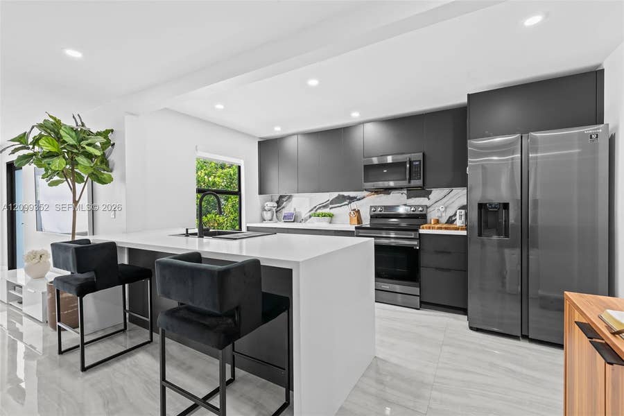 Property photo for 544 SW 13th Avenue, Fort Lauderdale, FL