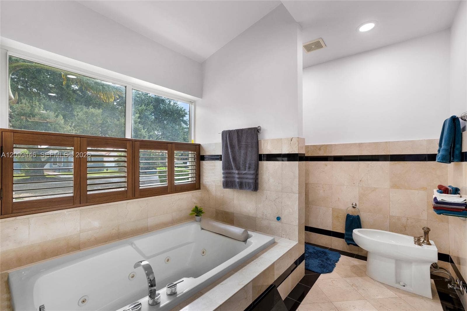 564 Palmetto Drive, Miami Springs, FL 33166 Photo 45