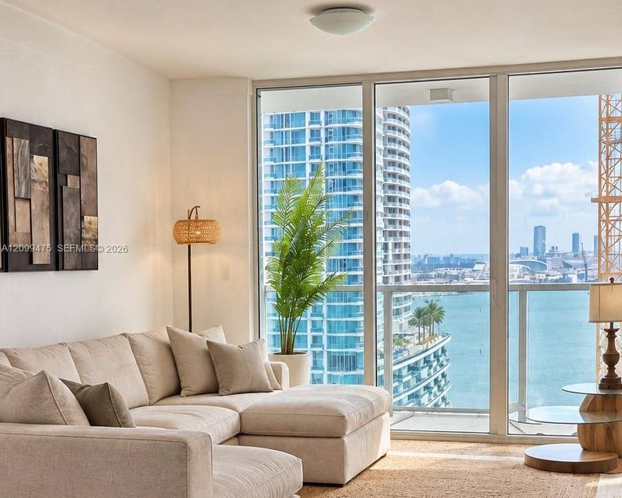 Property photo for 31 SE 5th Street, #2604, Miami, FL