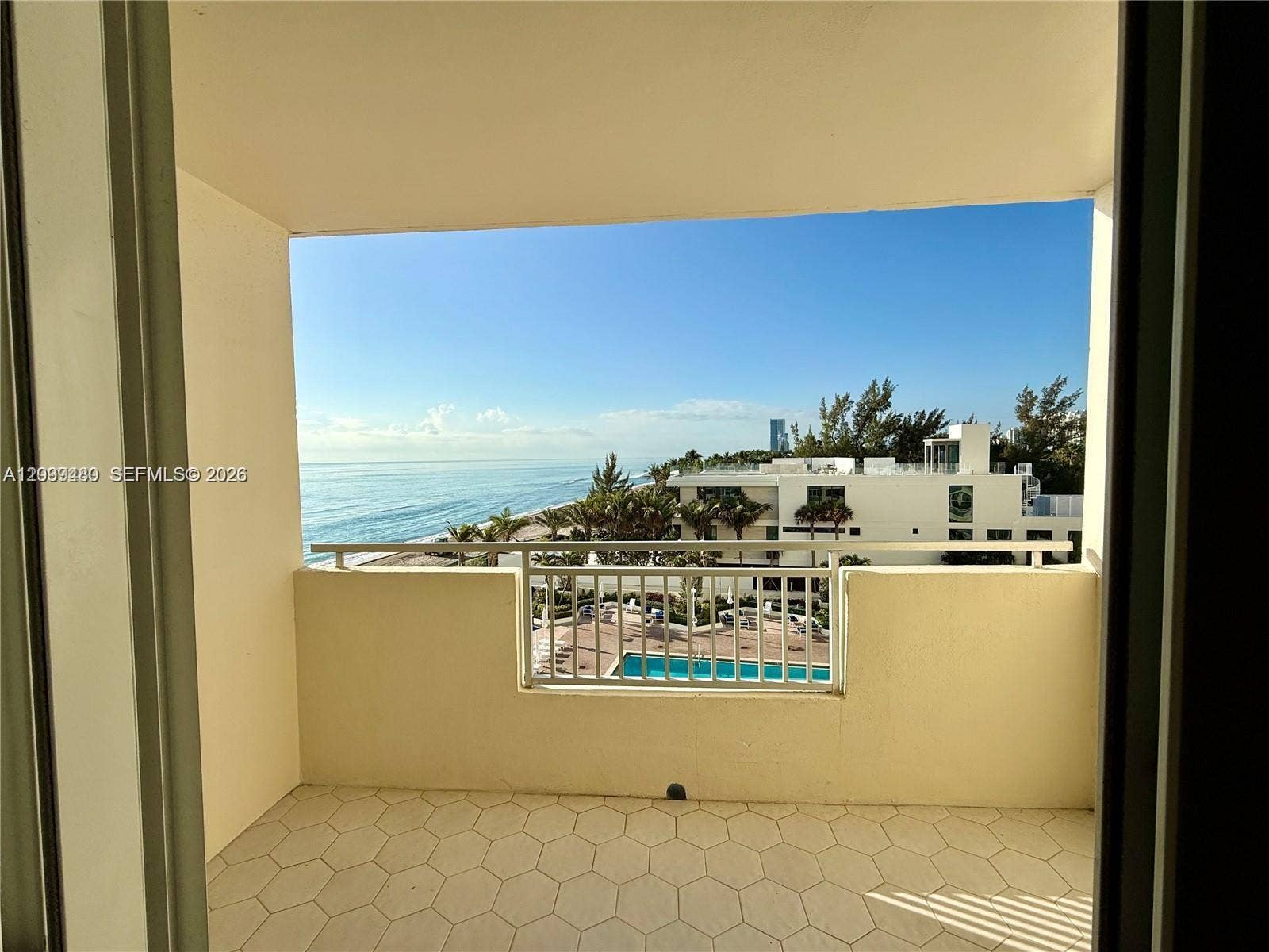 3180 S Ocean Drive, #509, Hallandale Beach, FL 33009 Pool deck and ocean views