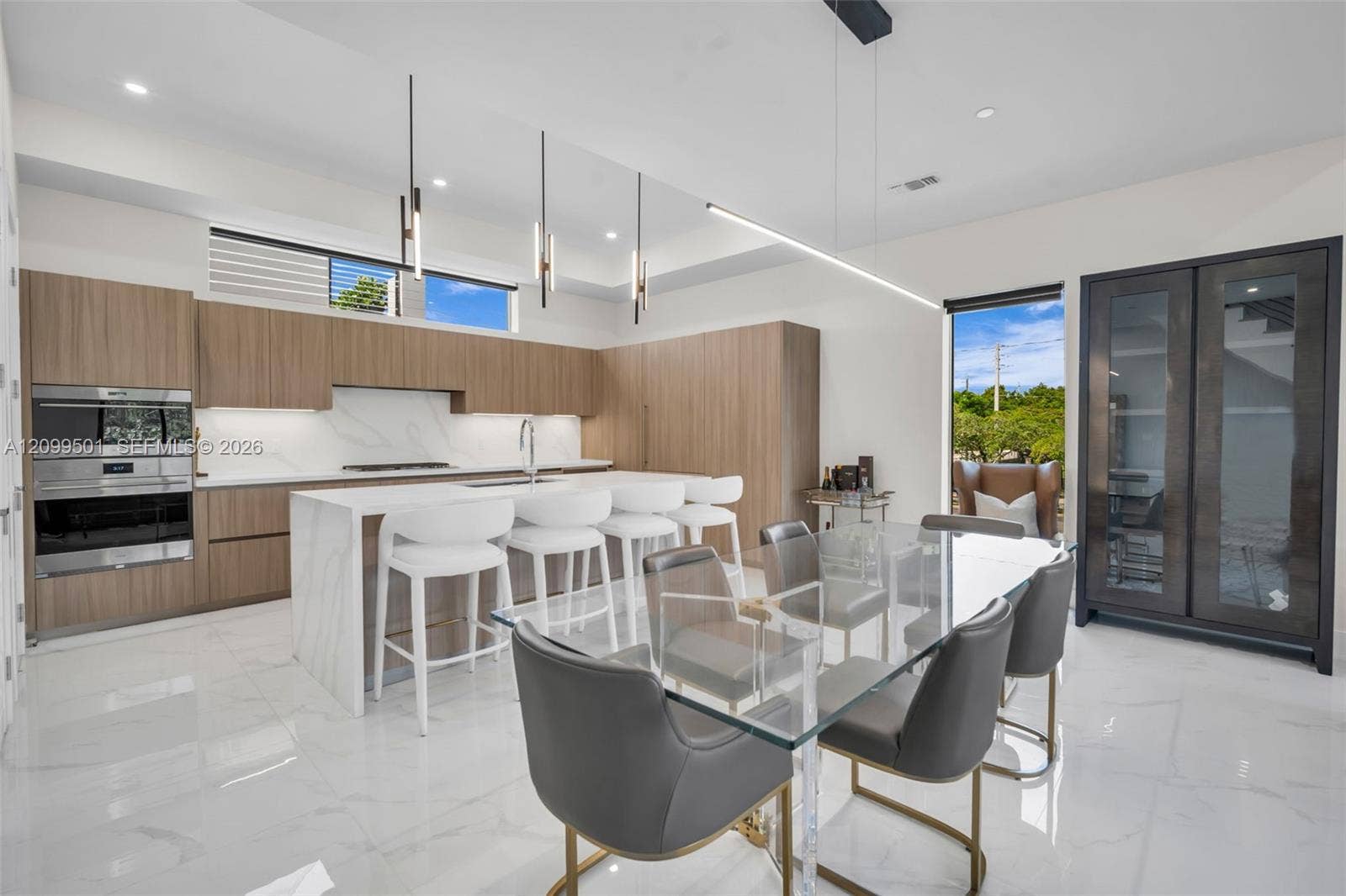 820 NE 2nd Street, Fort Lauderdale, FL 33301 Photo 6
