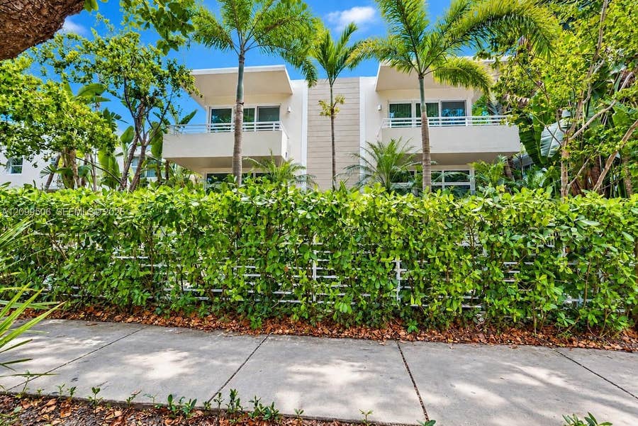 Property photo for 619 Meridian Avenue, #4, Miami Beach, FL