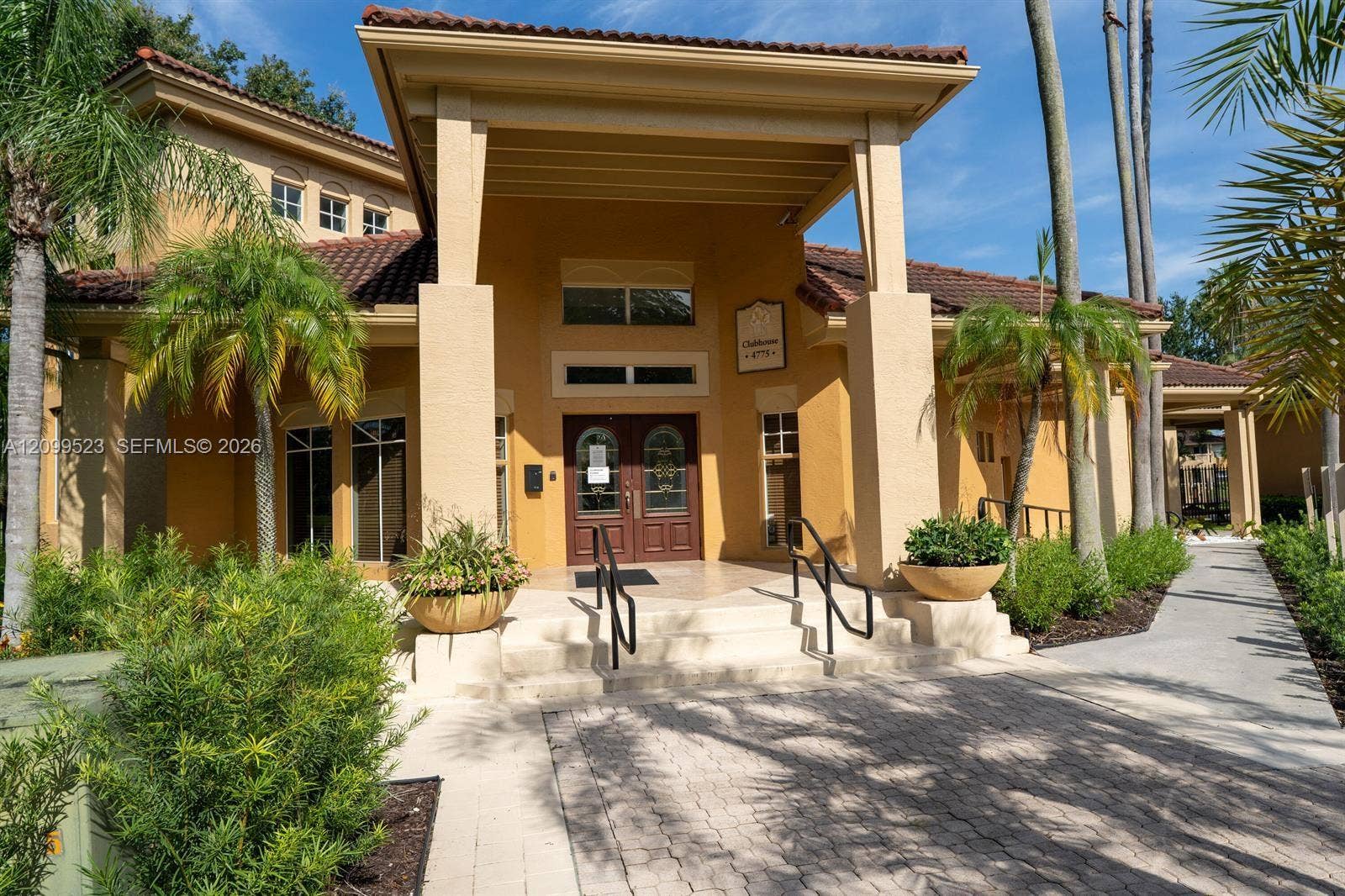 4871 Via Palm Lakes, #704, West Palm Beach, West Palm Beach, FL 33417 Photo 2