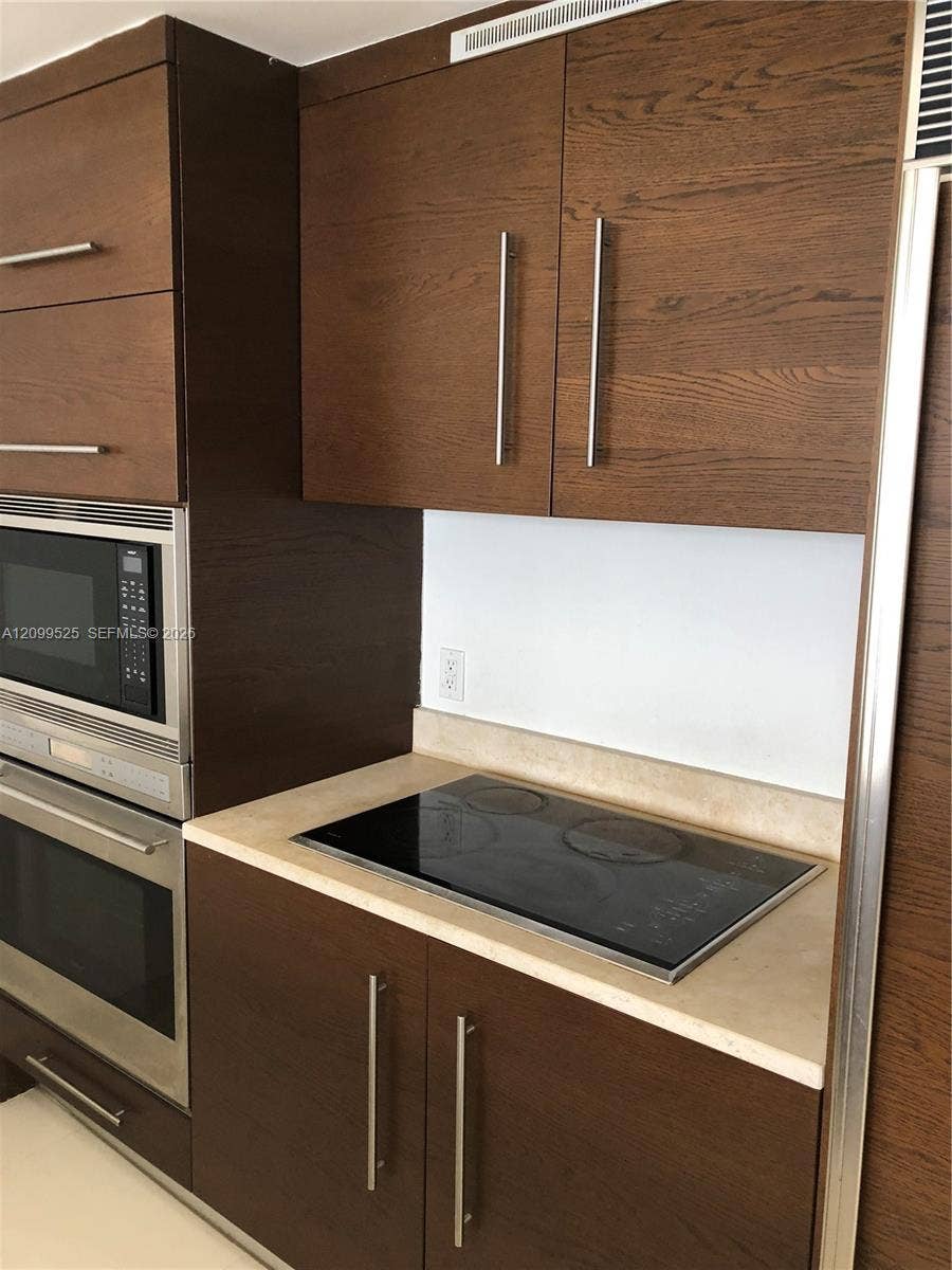 465 Brickell Avenue, #4806, Miami, FL 33131 Photo 19