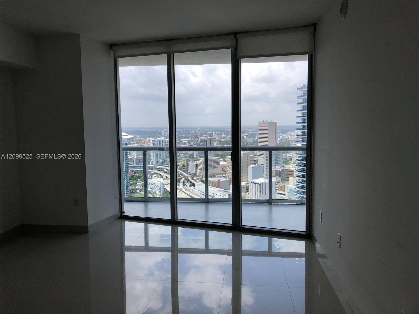 465 Brickell Avenue, #4806, Miami, FL 33131 Photo 11