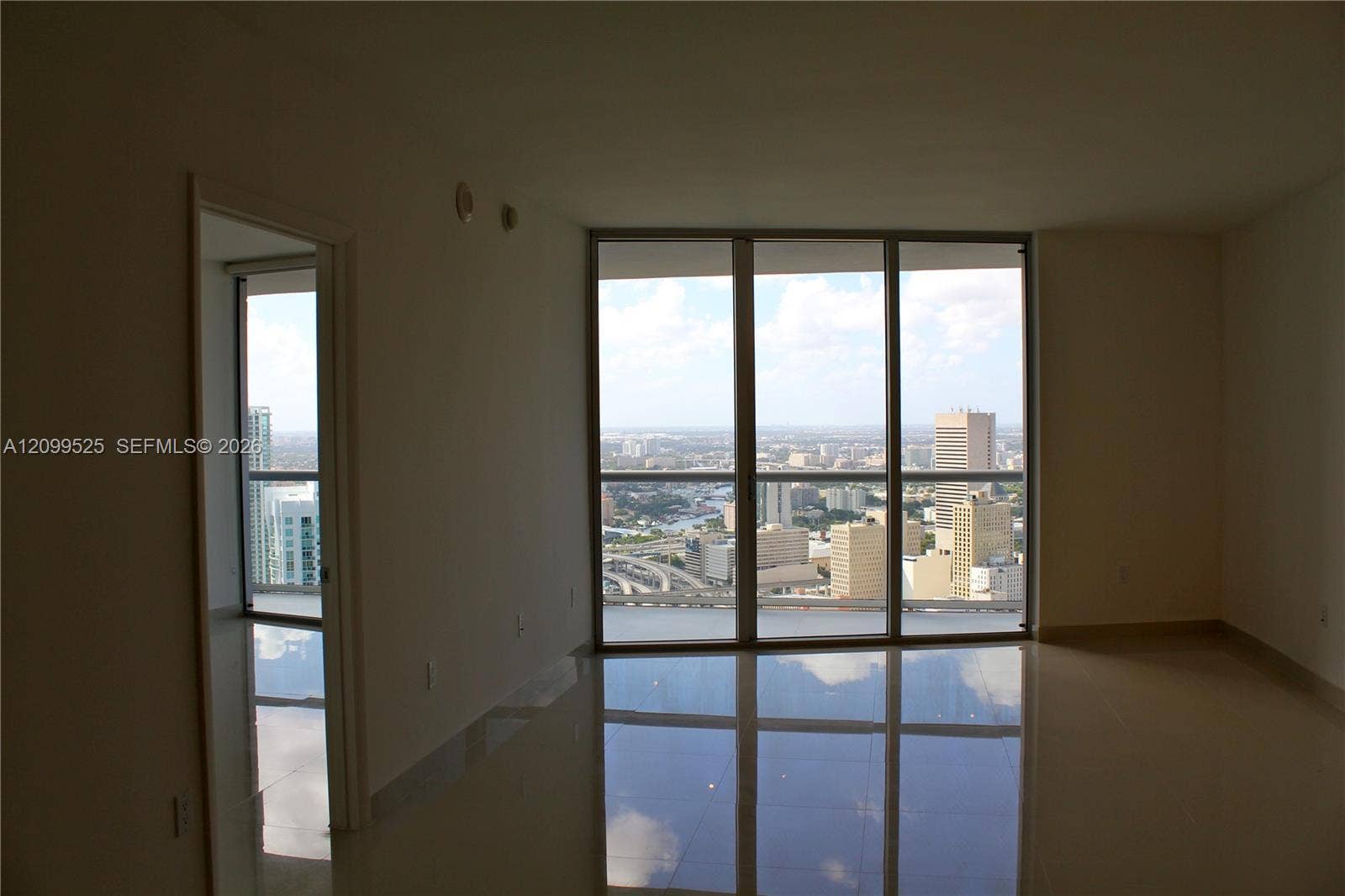 465 Brickell Avenue, #4806, Miami, FL 33131 Photo 8