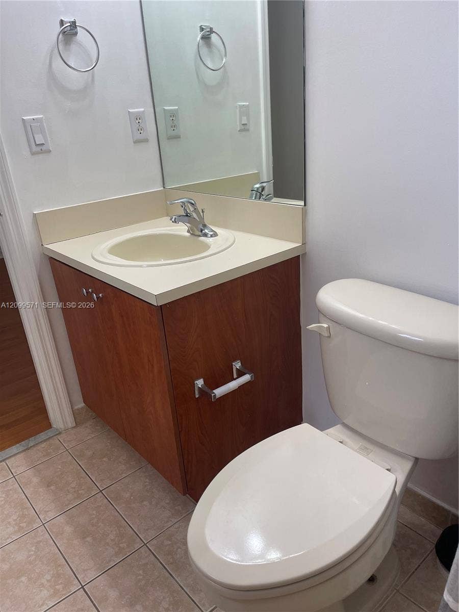 5803 Siena Lane, #606, Hollywood, FL 33021 Photo 23