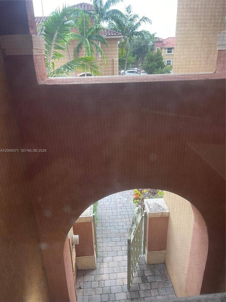 5803 Siena Lane, #606, Hollywood, FL 33021 Photo 20