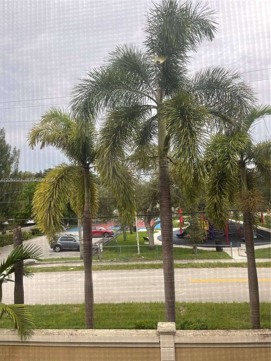 5803 Siena Lane, #606, Hollywood, FL 33021 Photo 15