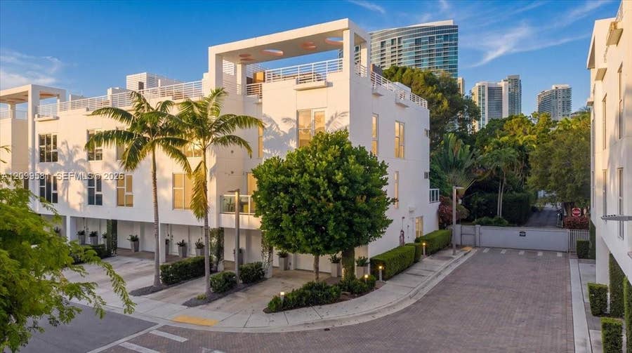 Property photo for 455 NE 39th Street, #202, Miami, FL